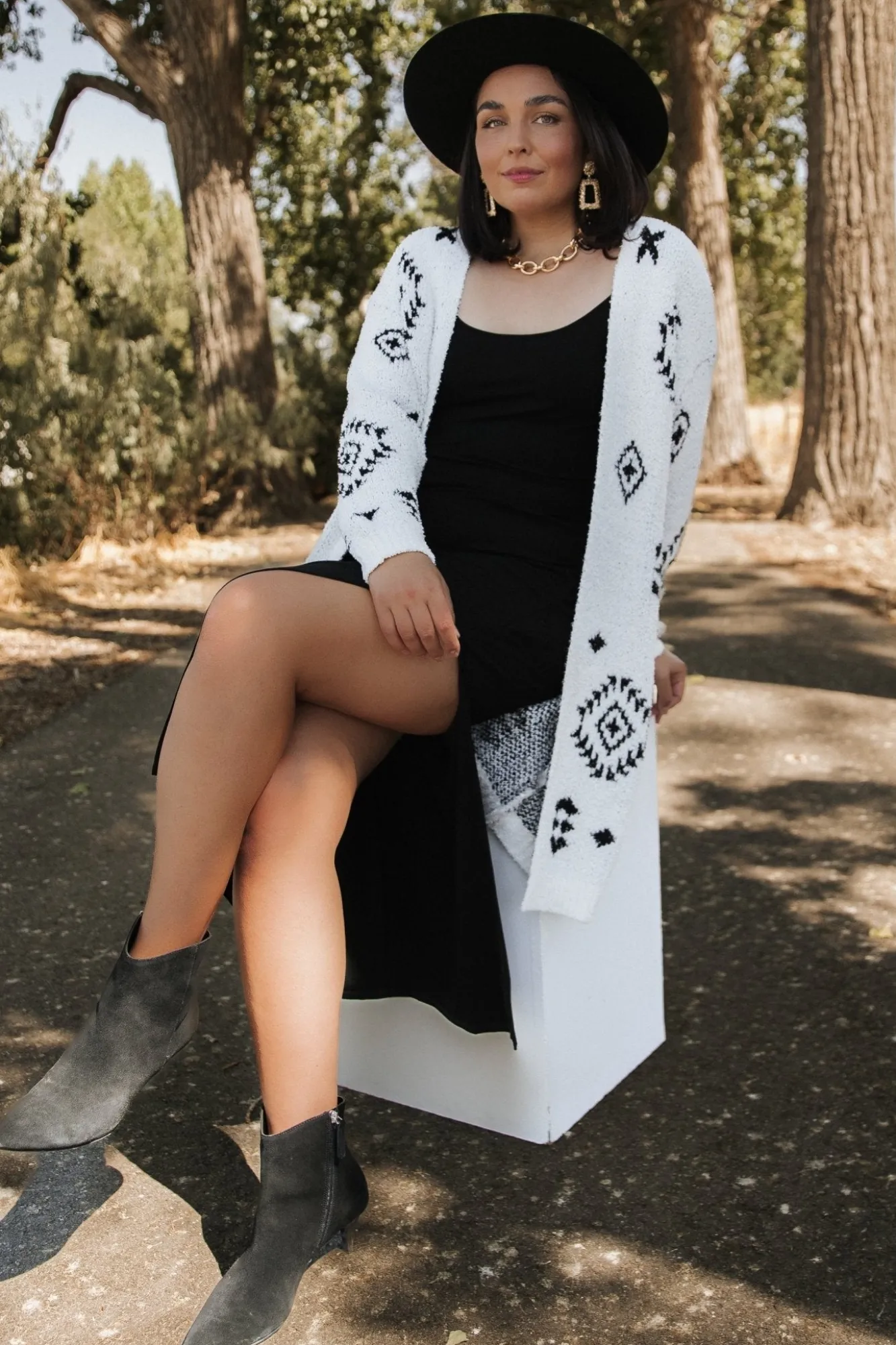 Baltic Born Missoula Oversized Cardigan | Off White + Black