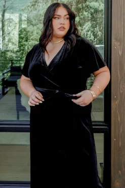 Baltic Born Nadine Velvet Midi Dress |